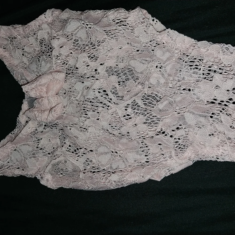 Sheer Pink Lace Newborn Baby Onsie Floral Pattern and Form-Fitting Design - Picture 3 of 6